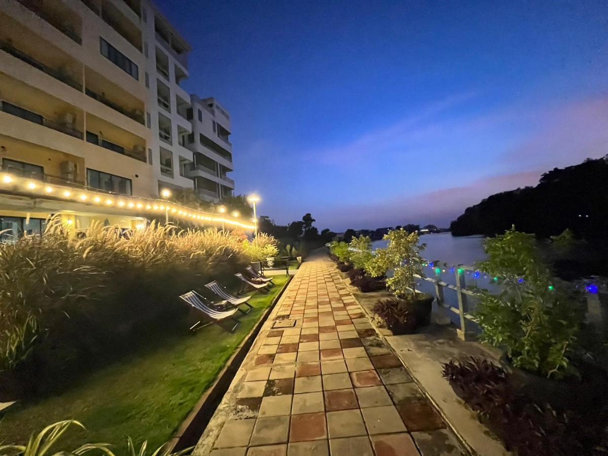 Usabai Riverside Boutique Hotel تشانتابوري المظهر الخارجي الصورة