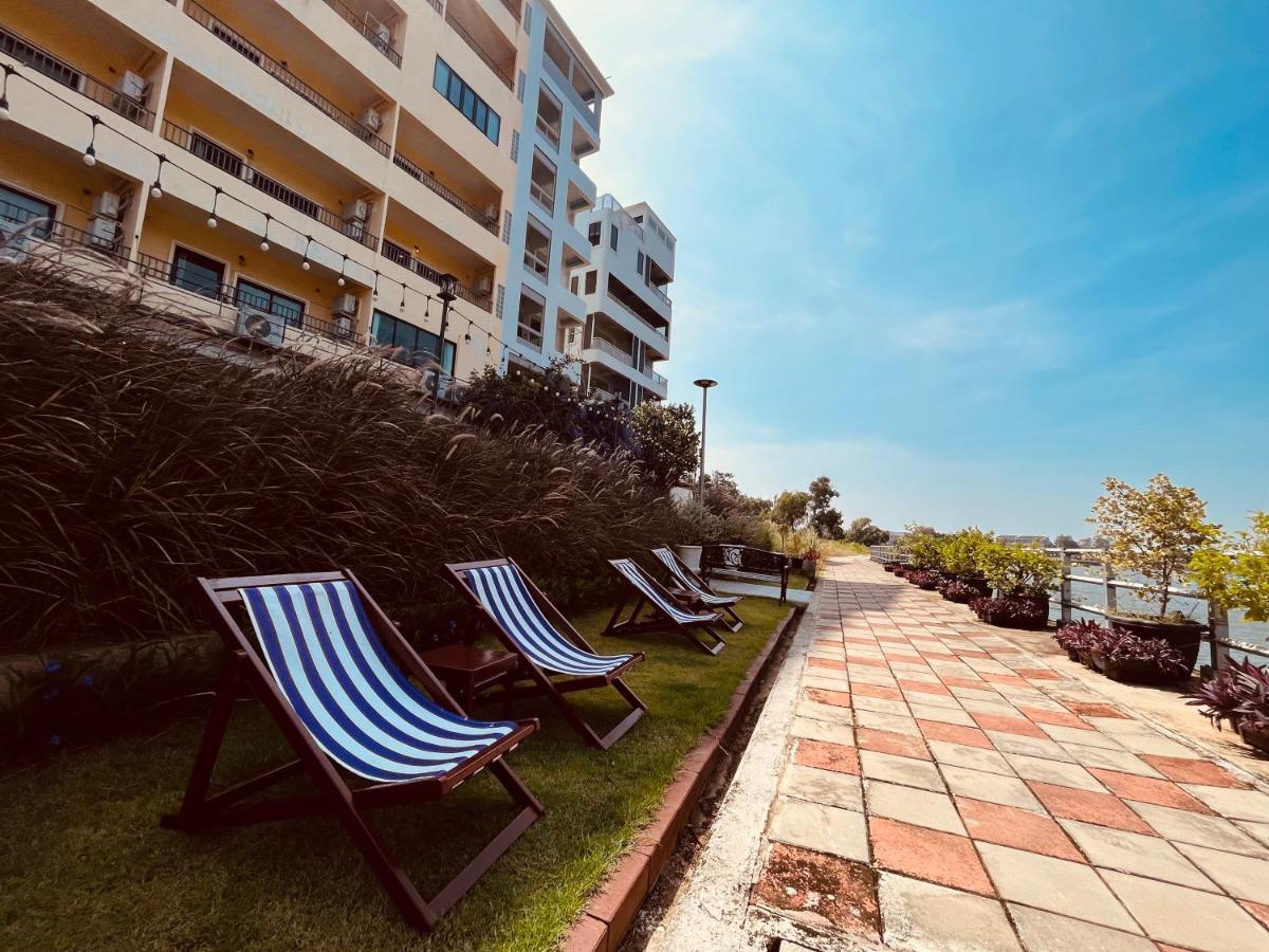 Usabai Riverside Boutique Hotel تشانتابوري المظهر الخارجي الصورة