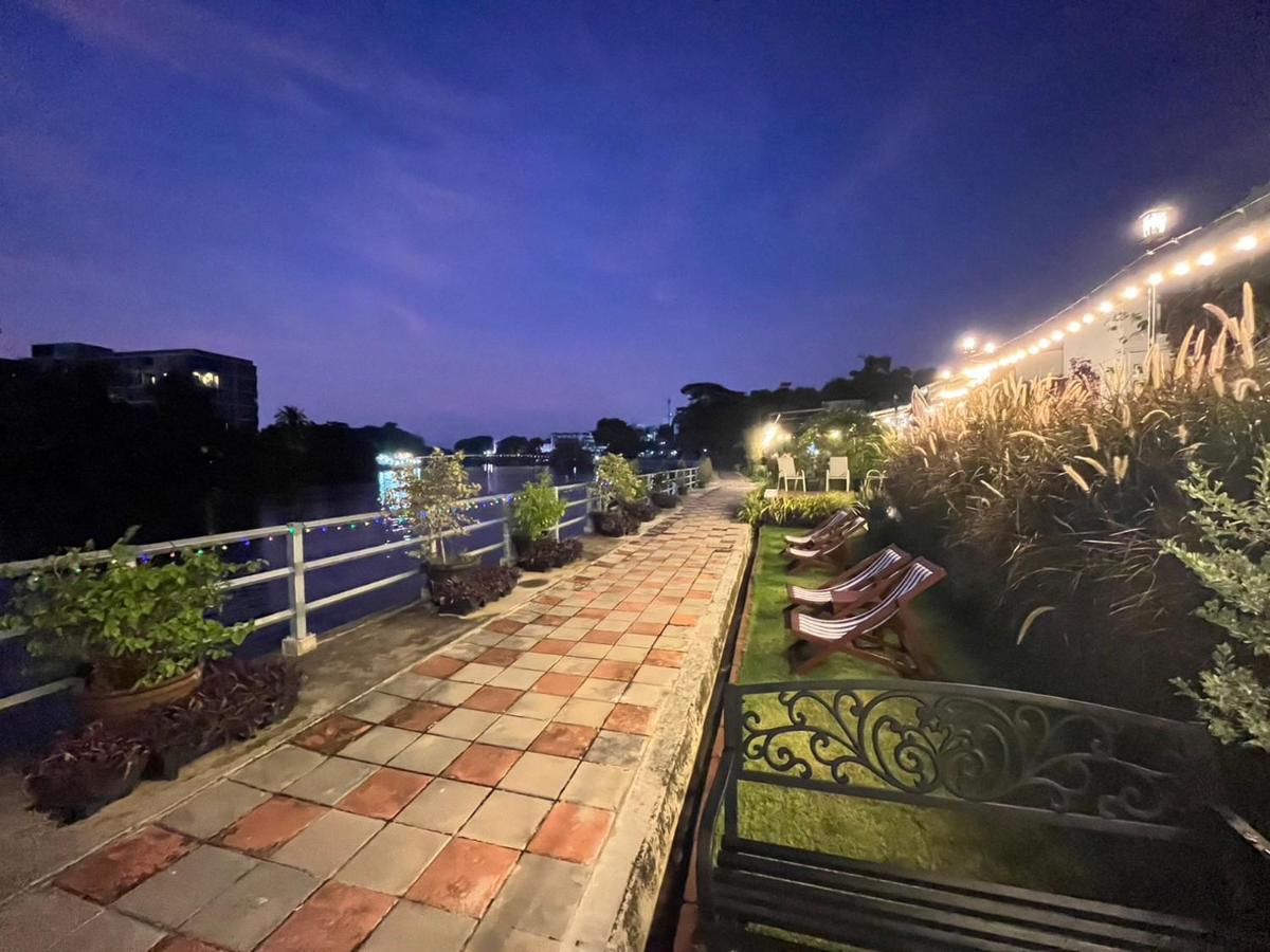 Usabai Riverside Boutique Hotel تشانتابوري المظهر الخارجي الصورة