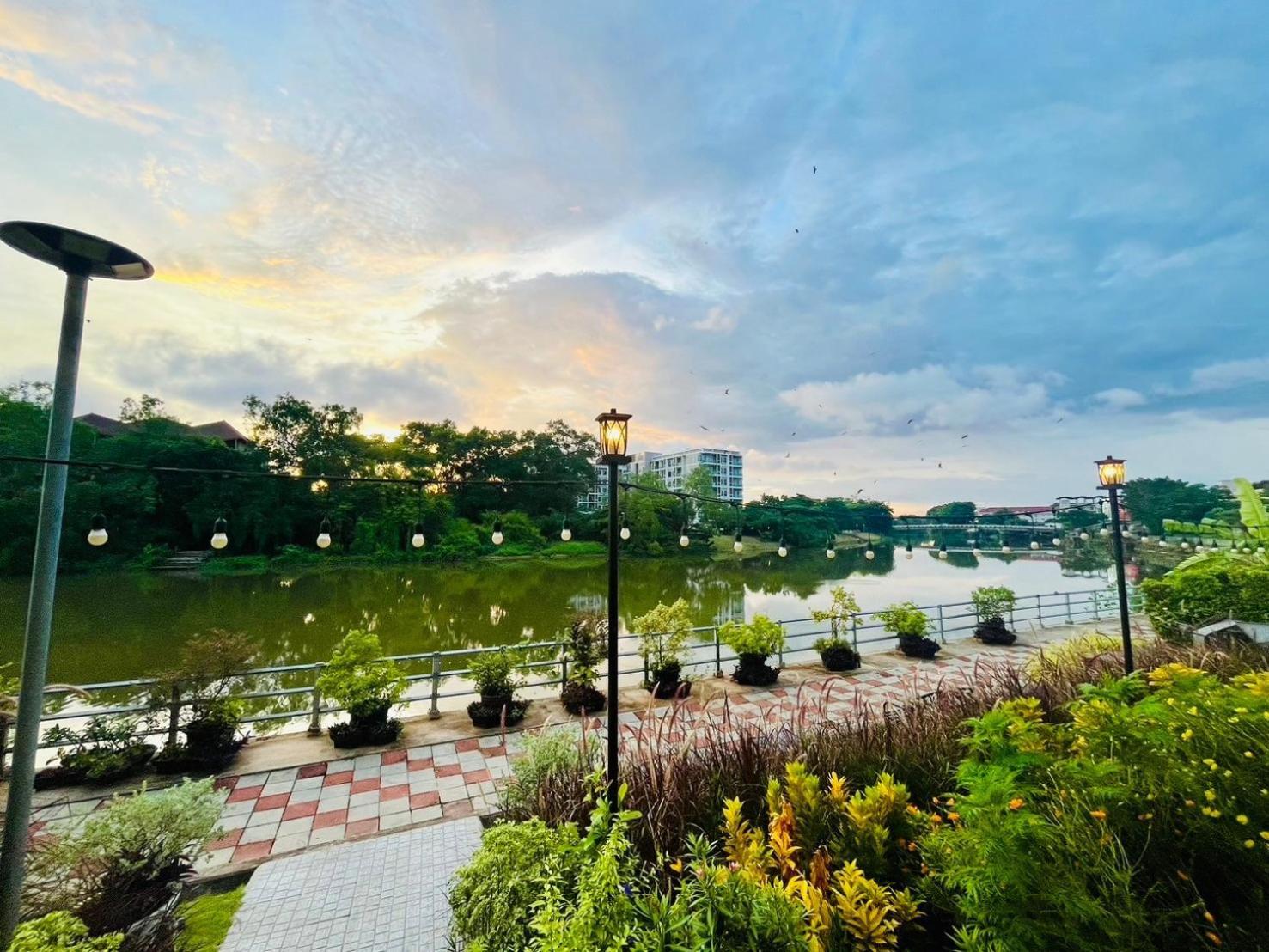 Usabai Riverside Boutique Hotel تشانتابوري المظهر الخارجي الصورة